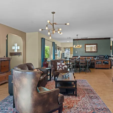 Star Ranch Lodging