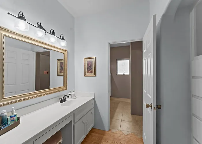 Guest house Star Ranch 3*